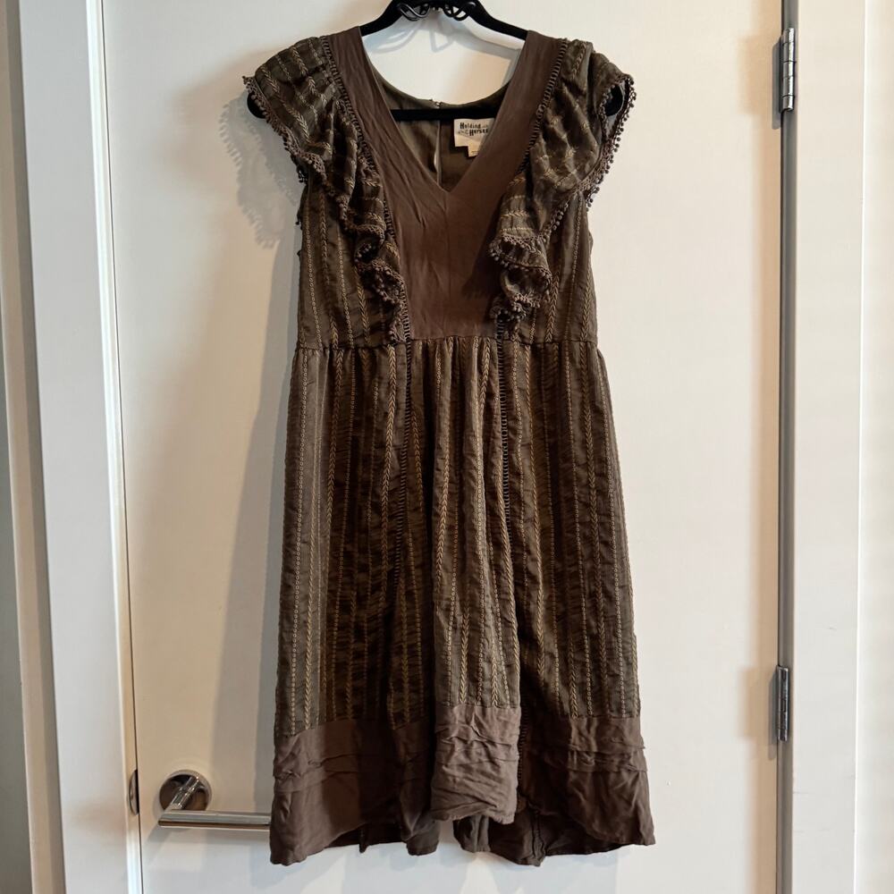 Holding Horses Eyelet Ruffled Dress Olive Green Button Zip Flutter Sleeve Sz M